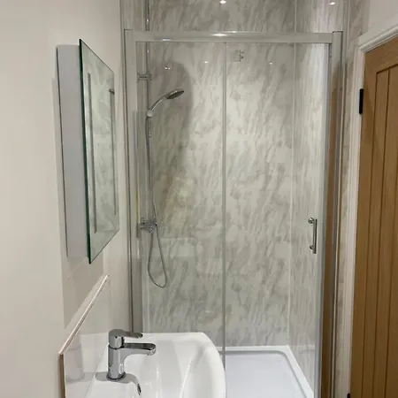 In Gloucester Road 4 *