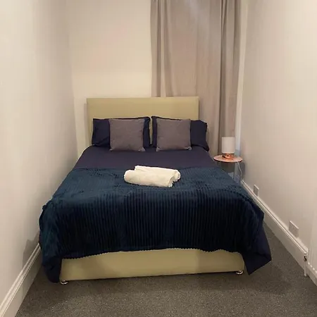 In Gloucester Road 4 Privat bolig *